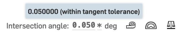 Beispiel für Abstand zwischen Elementen entlang der Z-Achse, dargestellt durch eine blau gepunktete Linie