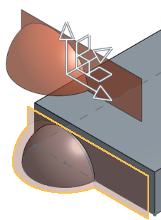 Exemple d'utilisation de l'outil Transformer pour éloigner la surface de la pièce d'origine